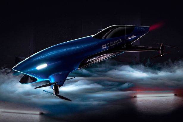 В 2021 году планируют запустить гонки на летающих авто