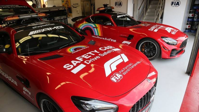 На Гран-при Тосканы автомобиль безопасности окрасят в честь Ferrari