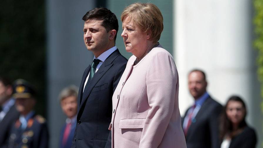 Зеленский и Меркель отметили общность взглядов по событиям в Белоруссии