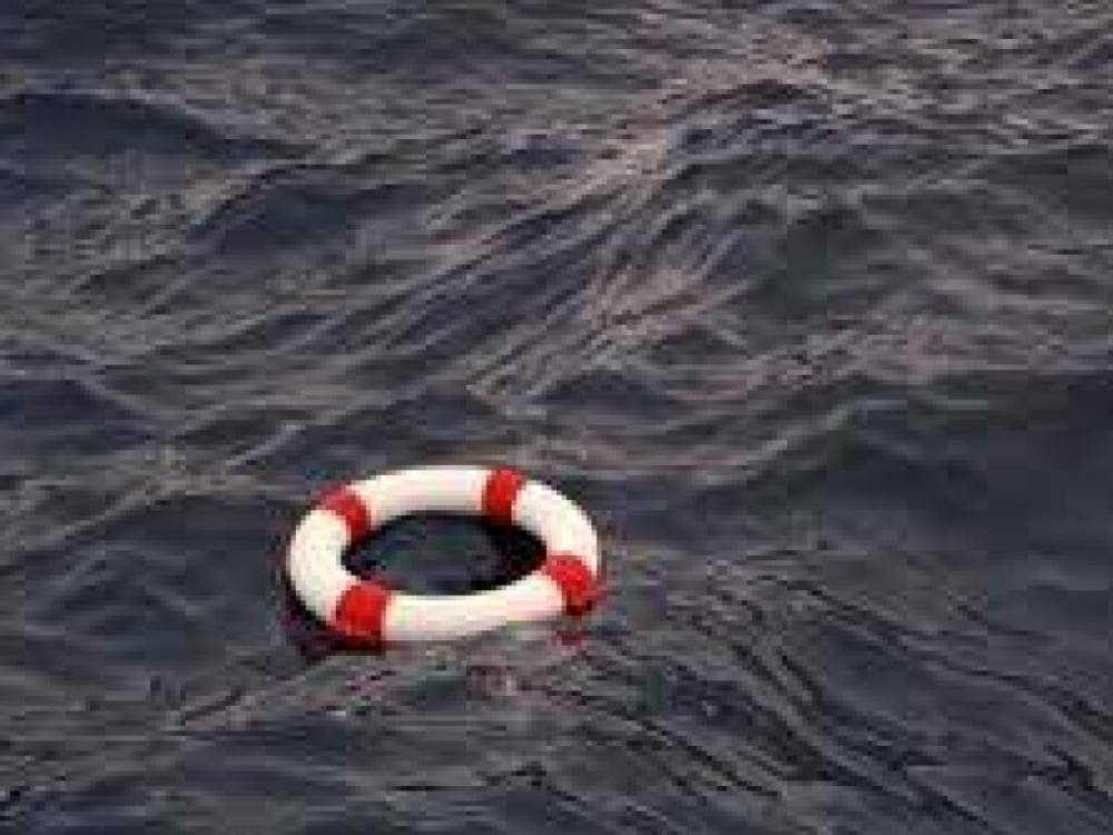 Поплыл на надувном круге: в районе Кирилловки чуть не утонул мужчина