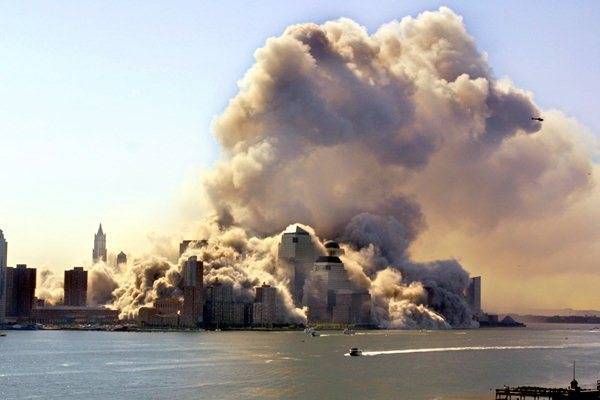 В США вспоминают теракт 11 сентября 2001 года