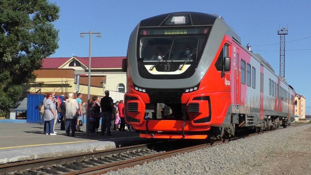 Впервые за четверть века по линии Невельск — Холмск прошел пассажирский поезд