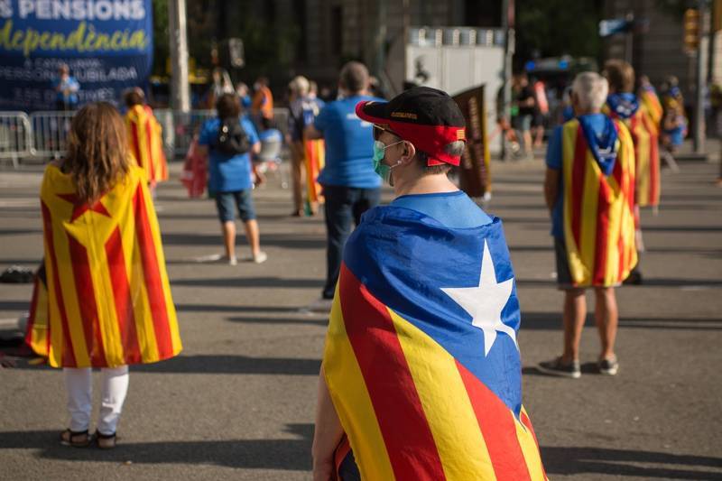 Каталония напомнила о своём желании отделиться от Испании