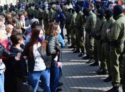 В Минске провели задержания участниц «женского марша»