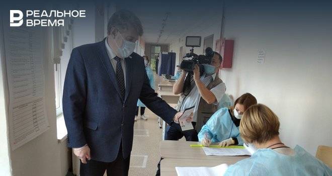 Председатель ЦИК Татарстана Андрей Кондратьев проголосовал на выборах