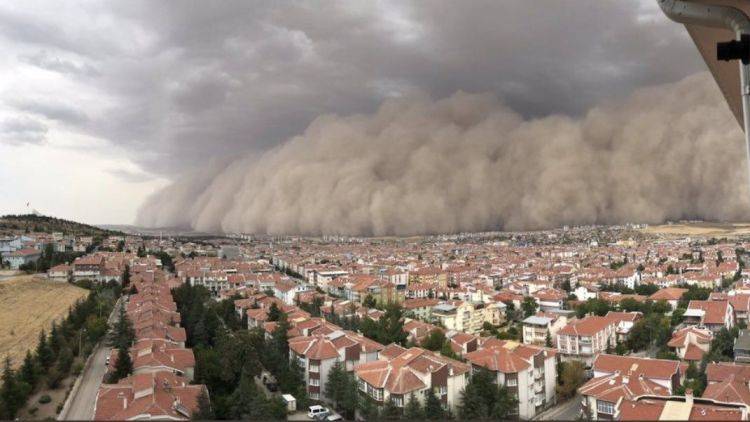 Доберется мощная ли песчаная буря из Анкары до Крыма – синоптик