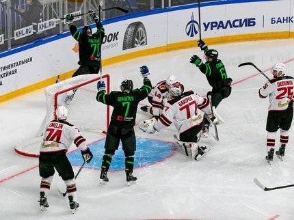 «Салават Юлаев» прервал беспроигрышную серию «Авангарда» и начал домашние игры с победы