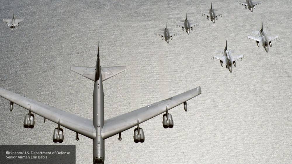 Forbes: авиация НАТО сымитировала бой, чтобы научиться сбивать самолеты РФ