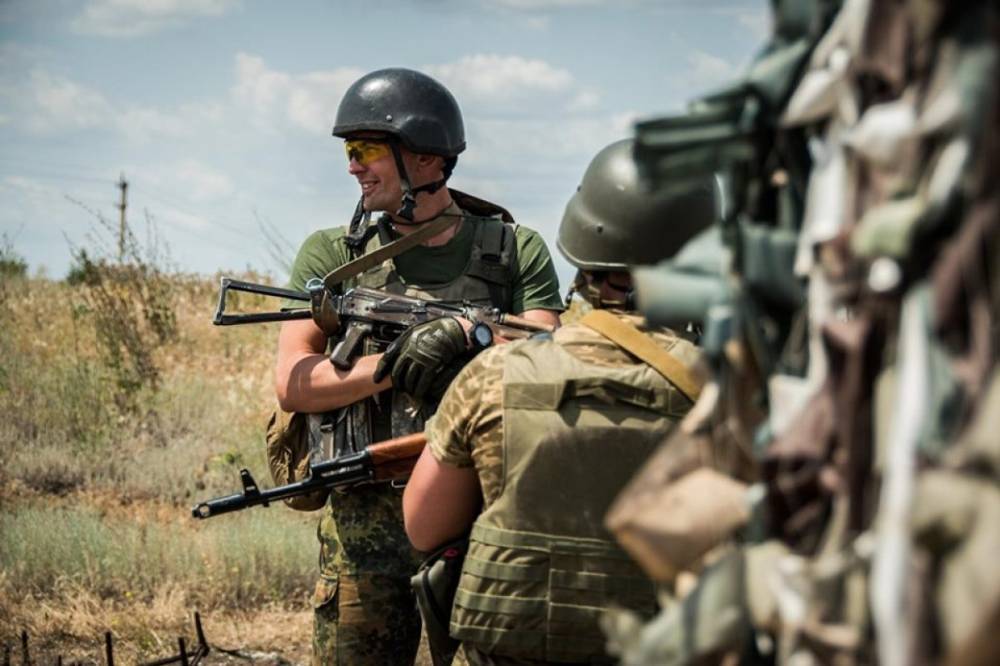 Сутки на Донбассе: НВФ два раза нарушили режим прекращения огня