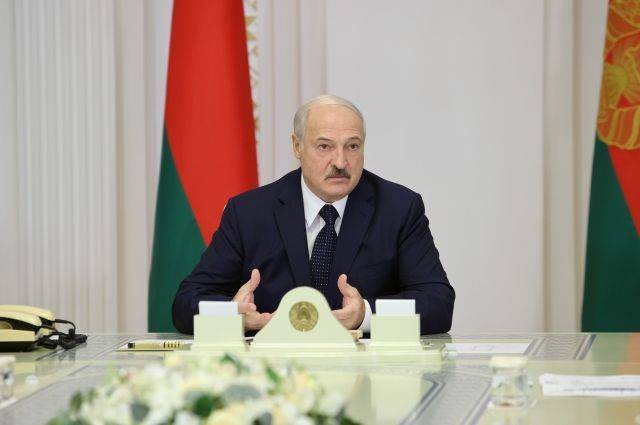 Лукашенко направился с рабочим визитом в Россию