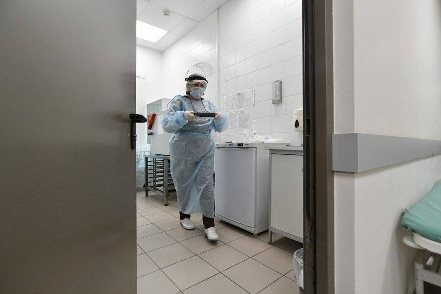 Москва находится на 20 месте среди регионов РФ по числу новых случаев коронавируса
