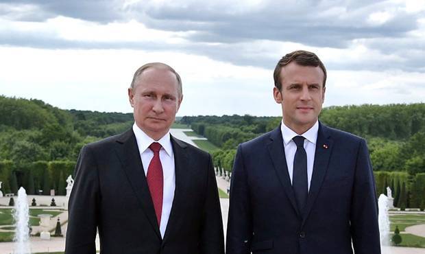 Президент Франции позвонил Владимиру Путину и потребовал объяснений из-за отравления Алексея Навального