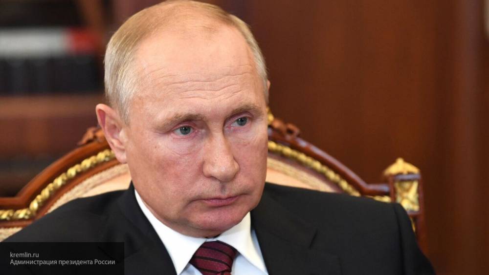 Путин подтвердил, что РФ остается приверженной договоренностям с Минском