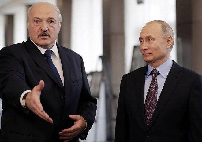 Россия предоставит Лукашенко полуторамиллиардный кредит
