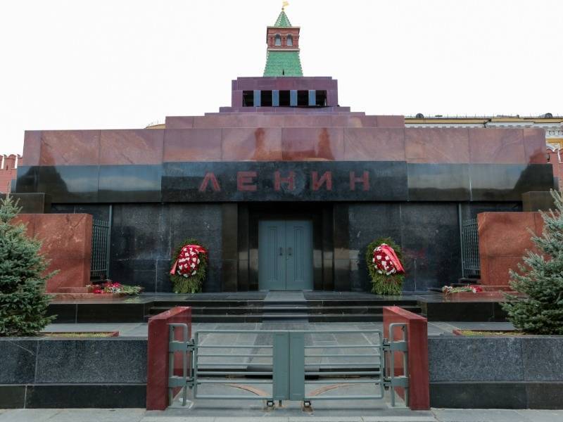 Конкурс по "ре-использованию" мавзолея отменен из-за негативной реакции общества
