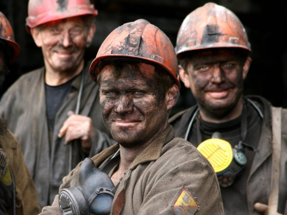 Почти 200 криворожских шахтеров 12-е сутки продолжают подземный протест