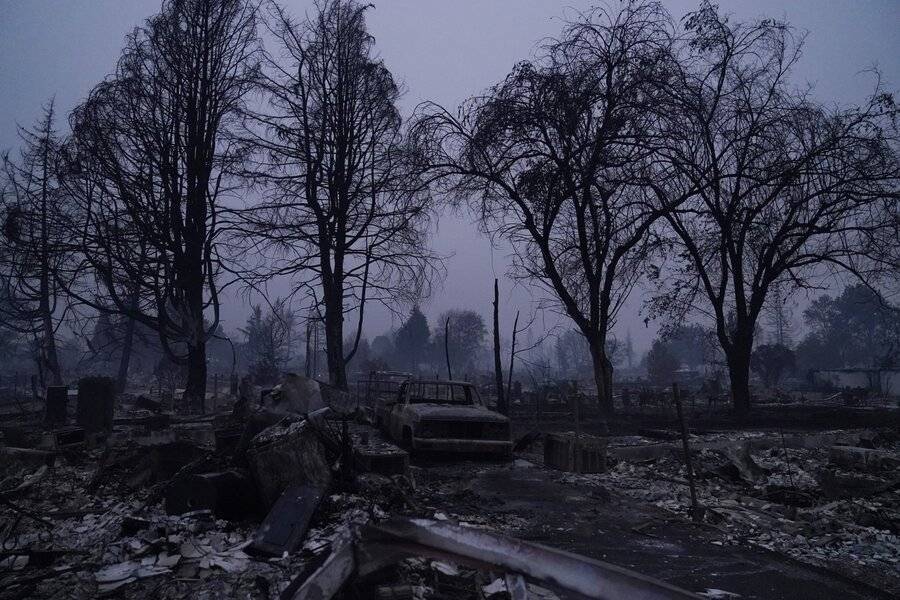 10 человек погибли в результате природных пожаров в американском штате Орегон