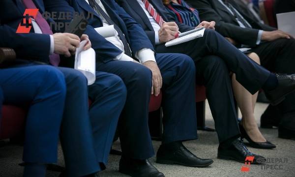 В Челябинске прошедшие в областной парламент партии делят мандаты