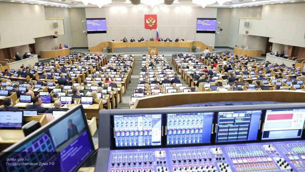 ФАН и Медиагруппа "Патриот" обсудят новые политические партии в РФ