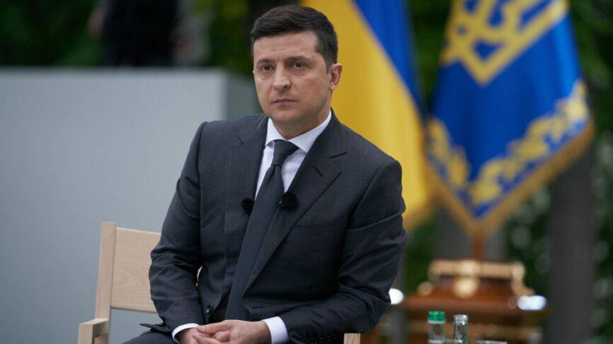 Зеленский заявил, что Россия и Украина потеряли «отношения»