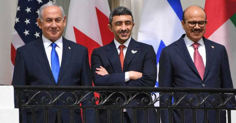 Бахрейн, ОАЭ и Израиль подписали историческое мирное соглашение | Мир | OBOZREVATEL