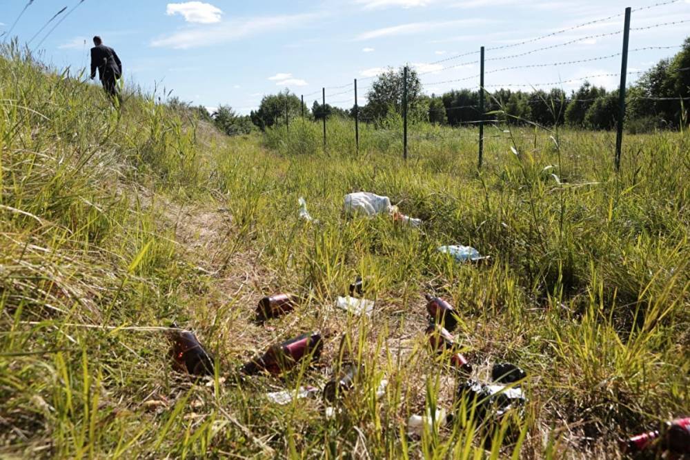 В Челябинской области на участок возле детского дома сливались нечистоты