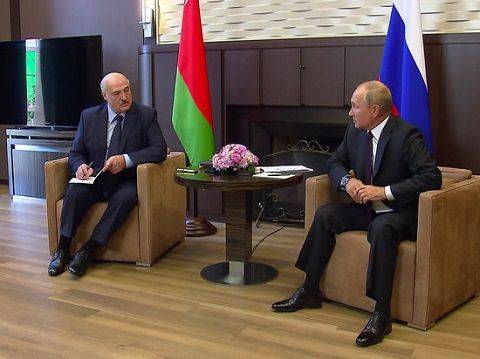 Диктатор будет вынужден отказаться от суверенитета в обмен на помощь России: Западные СМИ разгромили визит Лукашенко к Путину