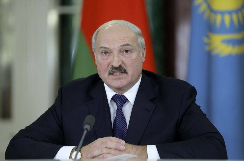 Лукашенко попросил Путина о поставке новых вооружений -- БелТА