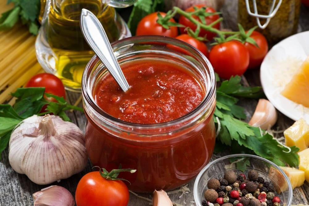 Домашний соус из помидоров на зиму – самые лучшие рецепты