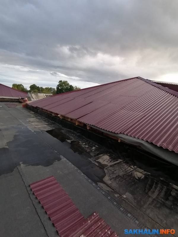 Судьба крыши школы-детсада в Чир-Унвде пока не решена