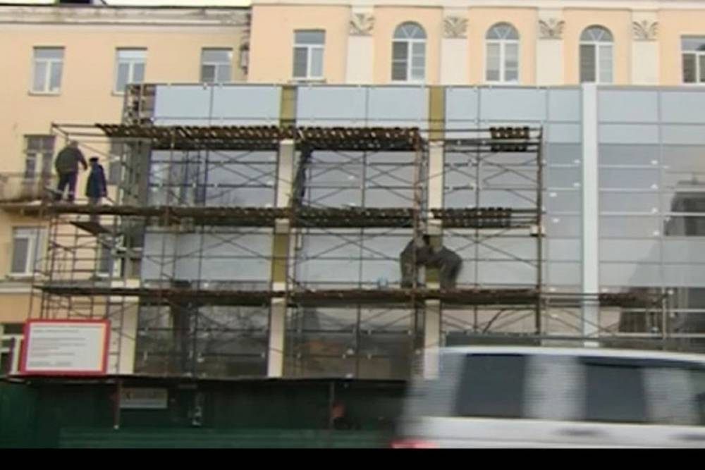 В Ярославле к «сталинке» на улице Победы приделают еще одну пристройку