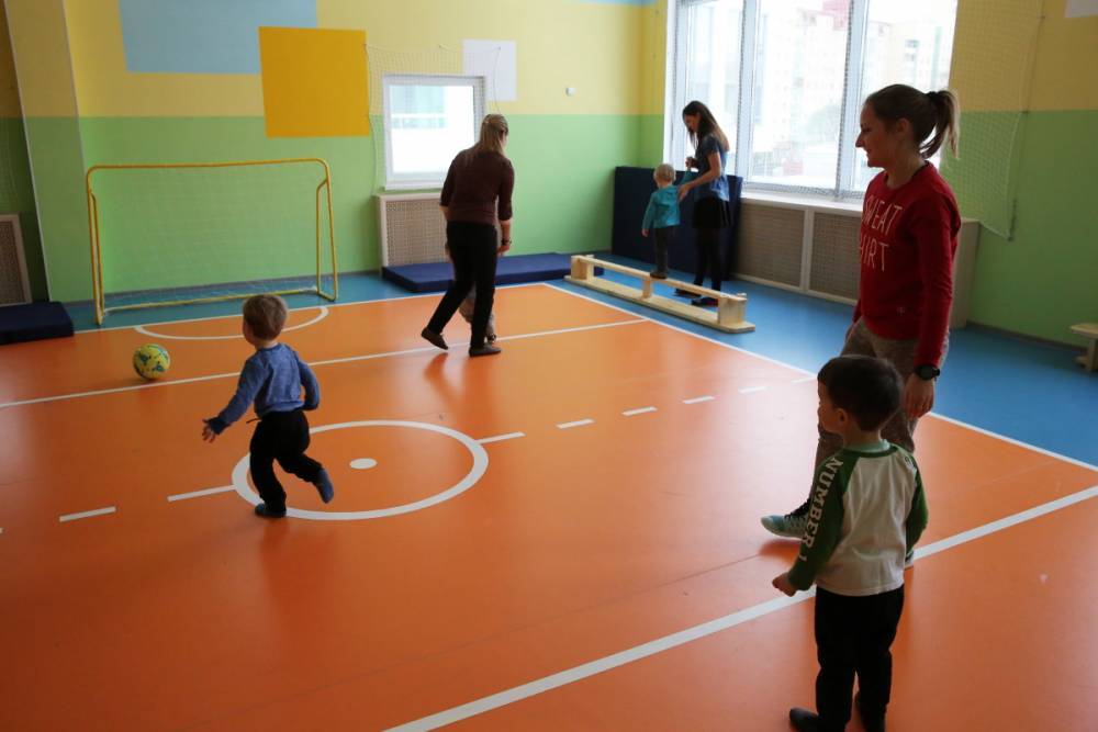 В Петербурге изменились условия выплат семьям с детьми