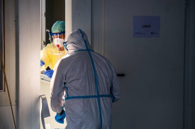 Максимум за 2 месяца: в России 5 762 новых случая коронавируса
