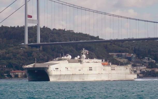 В Черное море вошло десантное судно США