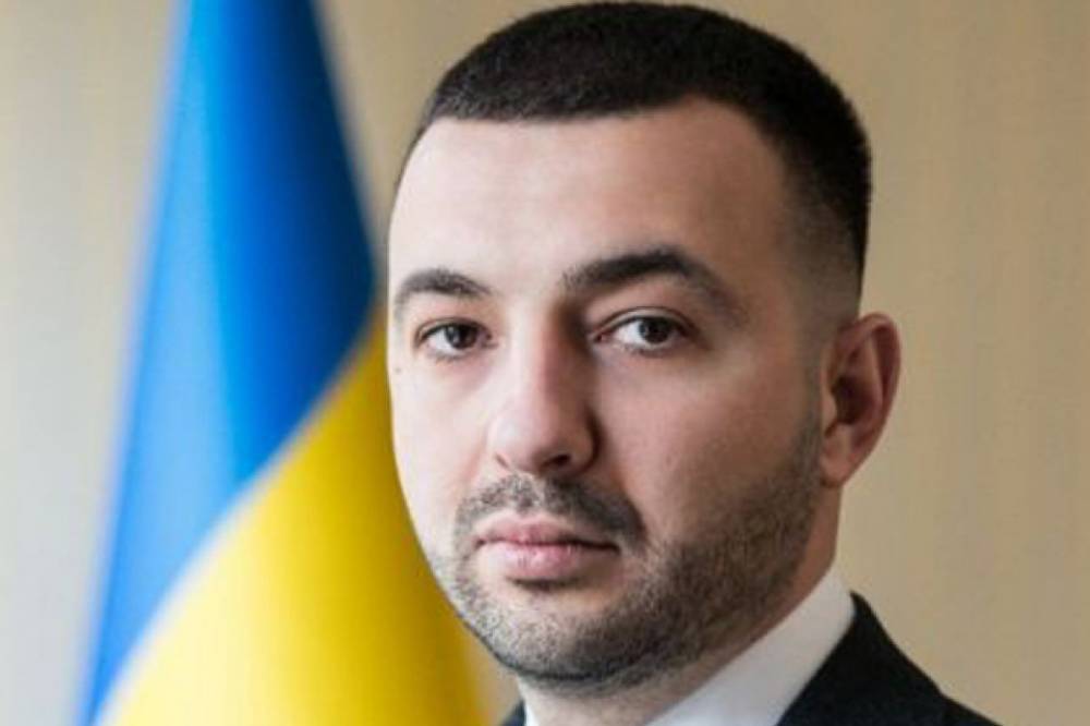 Устроил пир на работе: На Тернопольщине за два дня после назначения уволили прокурора