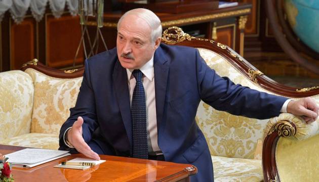 Надежды Лукашенко – на РФ и 300 спартанцев партхозполитактива
