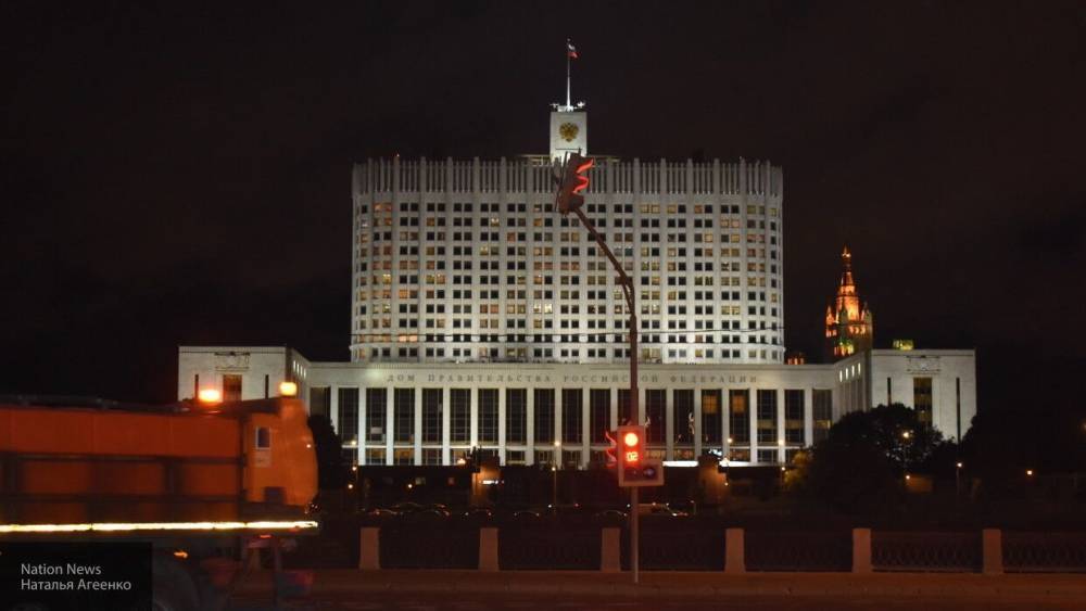 РБК: Правительство РФ намерено реконструировать здание Белого дома в Москве