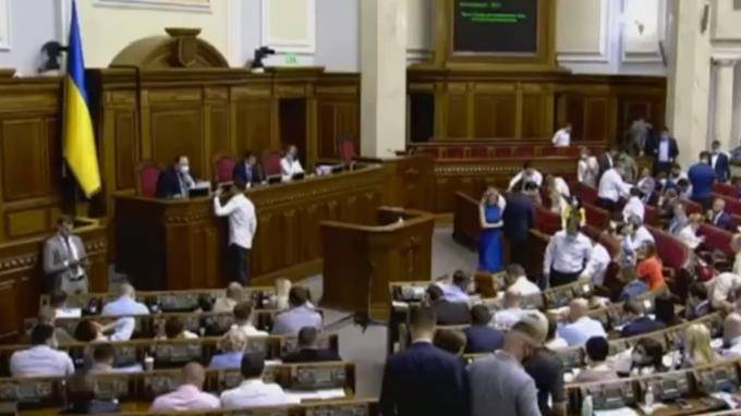 В Киеве призвали изменить Минские соглашения