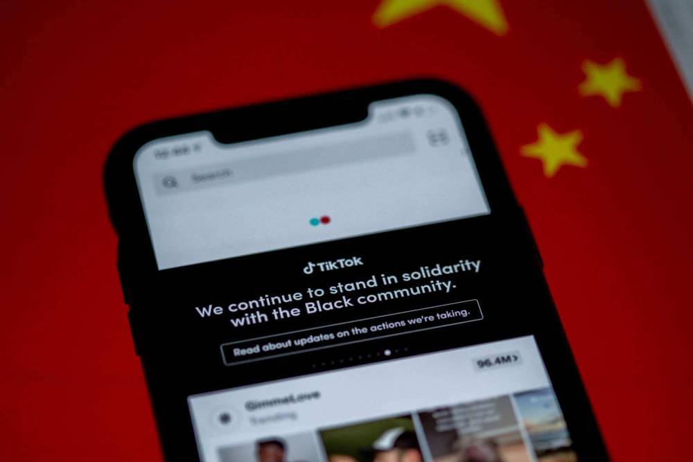 С 20 сентября TikTok и WeChat запретят скачивать на территории США