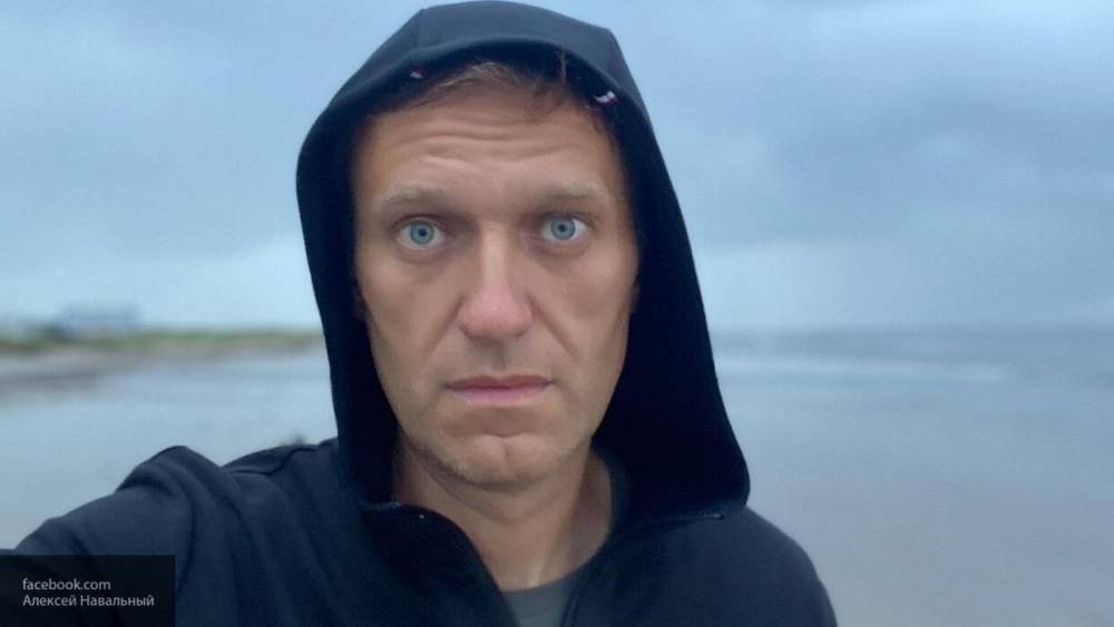 "Помогал спасать улики": в деле Навального появился новый секретный фигурант
