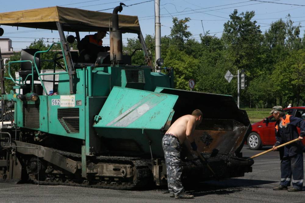 В Шушарах на юге Петербурга стартовал ремонт Ленсоветовской дороги