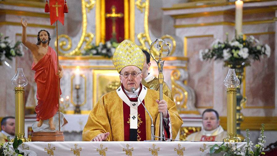 Помпео призвал Минск разрешить въезд в страну главе белорусских католиков
