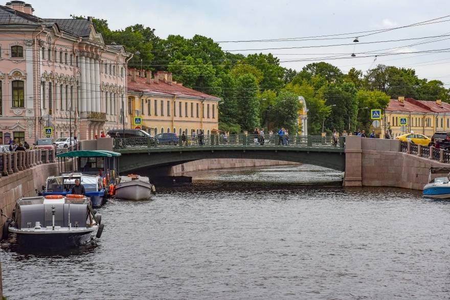 Движение судов по реке Мойке в Петербурге ограничат по 20 сентября