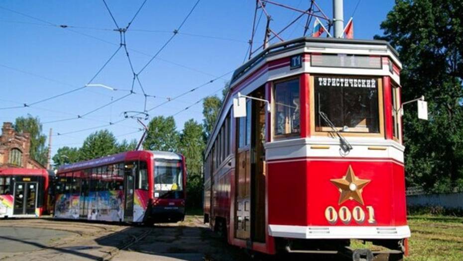 На улицы Петербурга возвращается ретро-трамвай