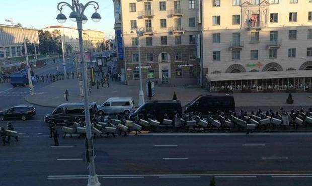 В Бресте омоновцы сделали предупредительный выстрел во время протестной акции