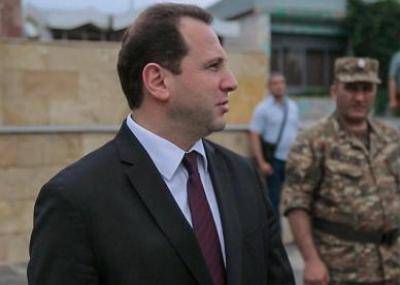 Министр обороны Армении: Не будет же Алиев сам себя винить