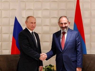 Президент России поздравил премьер-министра Армении с Днем независимости
