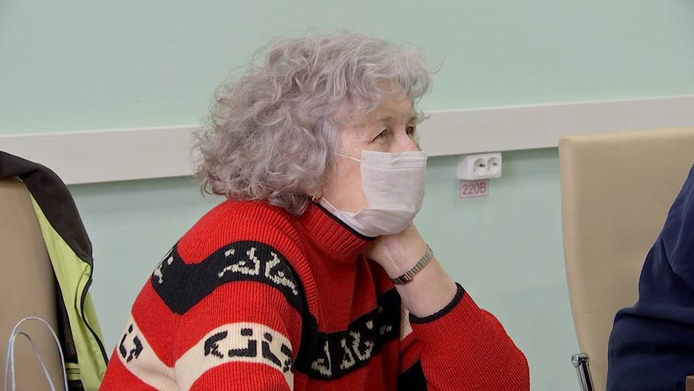 "Окно возможностей": как в Москве помогают людям с признаками деменции