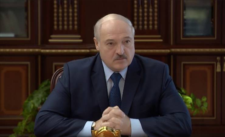 Табу на приватизацию, промывка мозгов. Лукашенко важно всех держать под колпаком