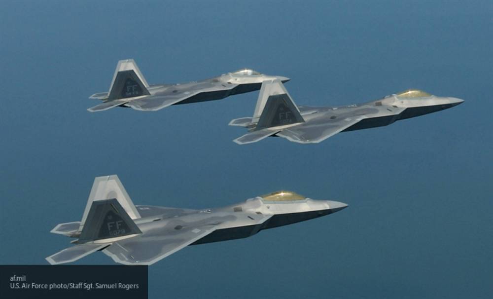 Пентагон заявил об испытаниях прототипа истребителя шестого поколения